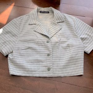 Brandy Melville button down crop top